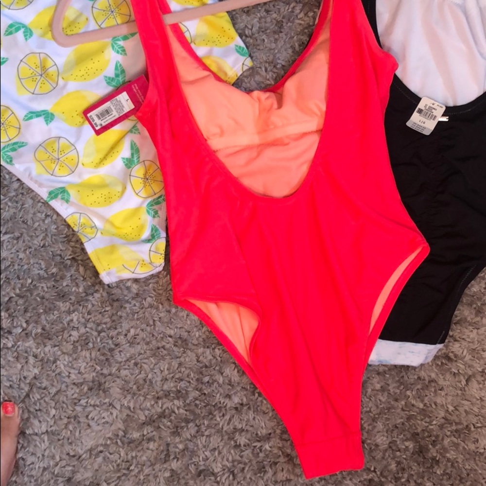 bathing suit bundle - Picture 11 of 11